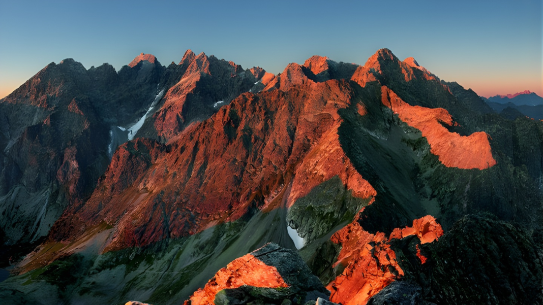 CG - FORBES - LU_en - DIGITAL - CREATIVE - HIGH YIELD BONDS 20251029_scaled-2