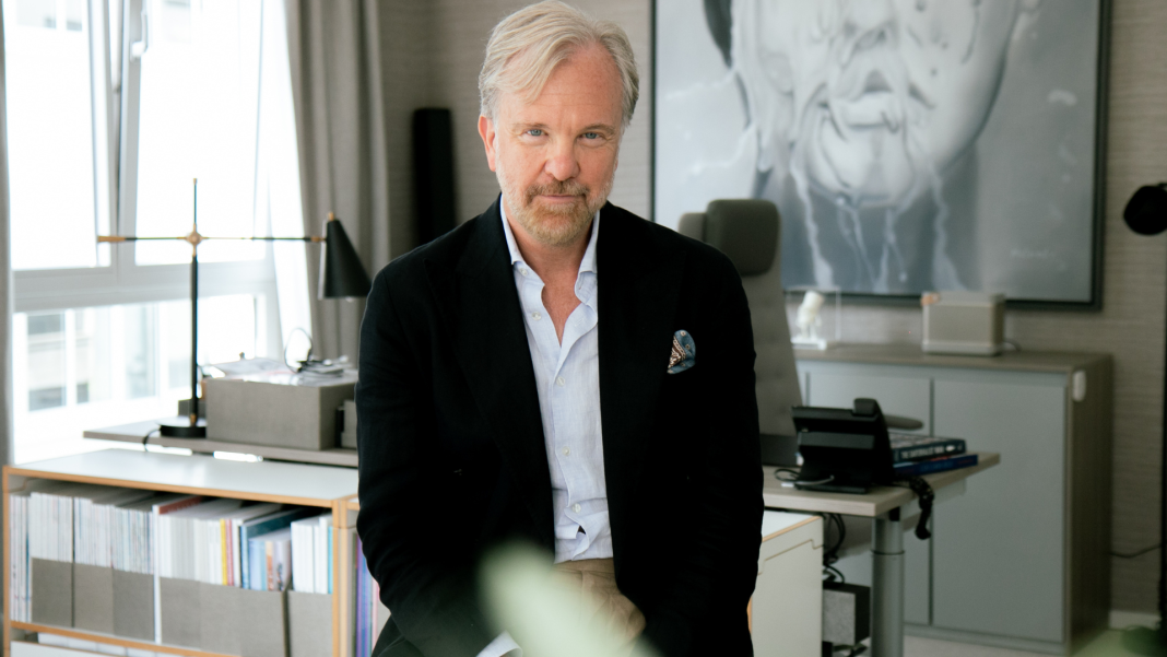(Carlo Schneider is a seasoned C-level executive, entrepreneur, and board director with over 30 years of global experience across finance, real estate, and luxury industries © Stephanie Jabardo / Forbes Luxembourg)